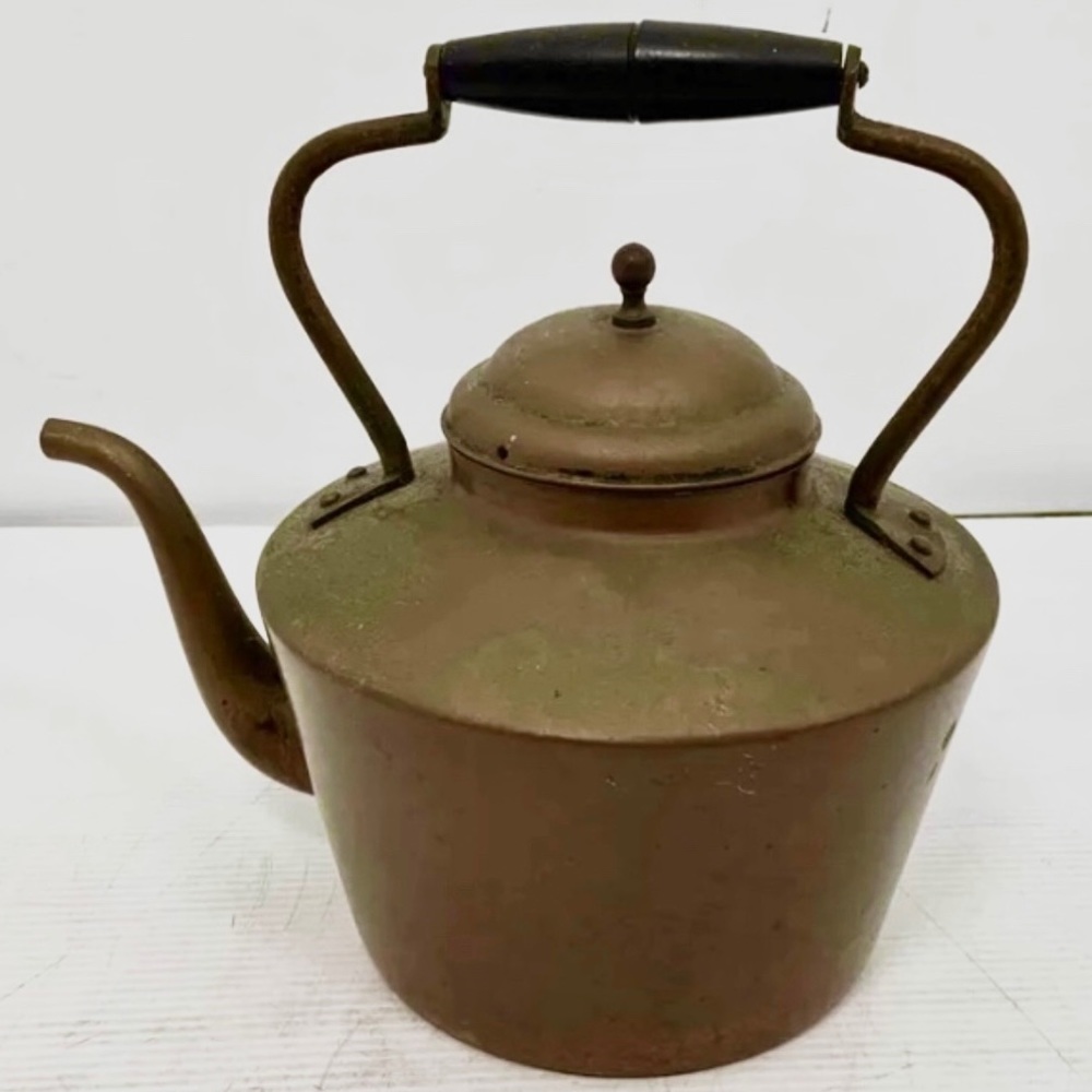 Vintage copper teapot / tea kettle with wood handle *EVC